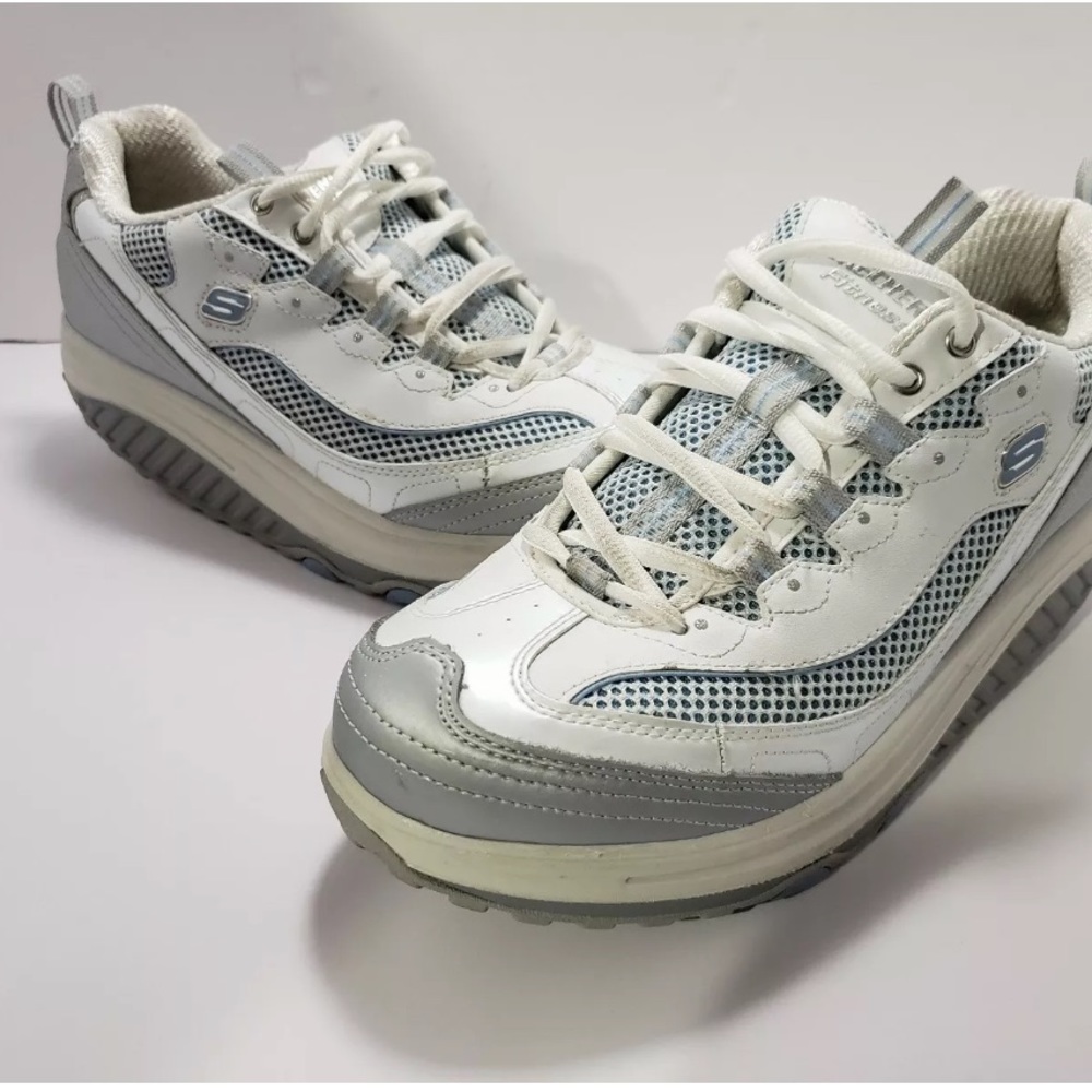 WOMEN'S SIZE 9.5 M SKECHERS SHAPE UPS WHITE BLUE